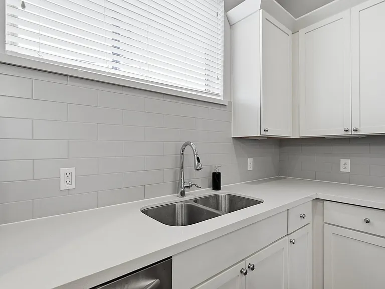 1225 Bonner St — Photo 15