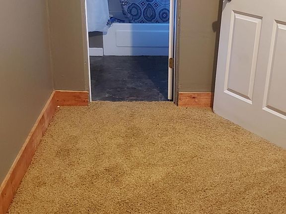 3rd image of 1419 Hamilton Ave #1