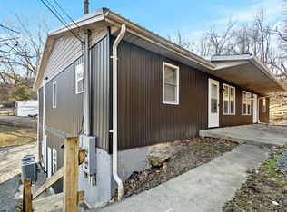 14 Kansas St, Westover, WV 26501