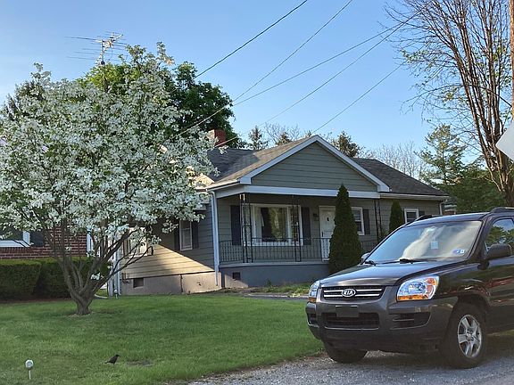 3rd image of 374 Bernice Ave
