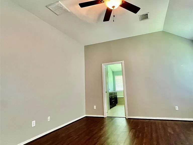67 N Merryweather Cir — Photo 16