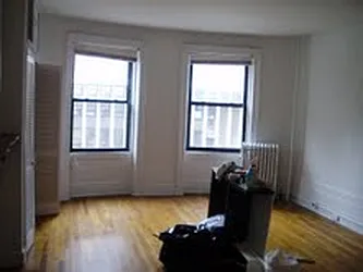 Rented by Elinor Taasa, LREB