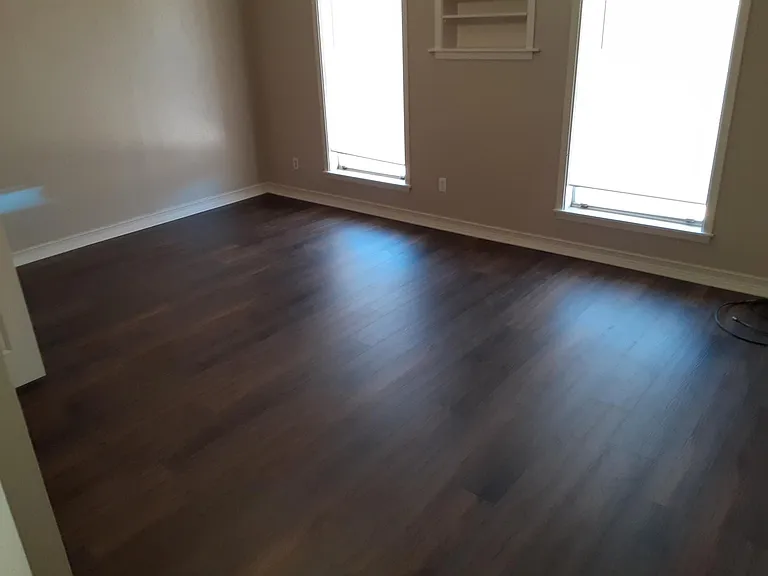 204 S Rosanah St — Photo 9