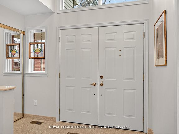 5th image of 1121 Armour Rd #8