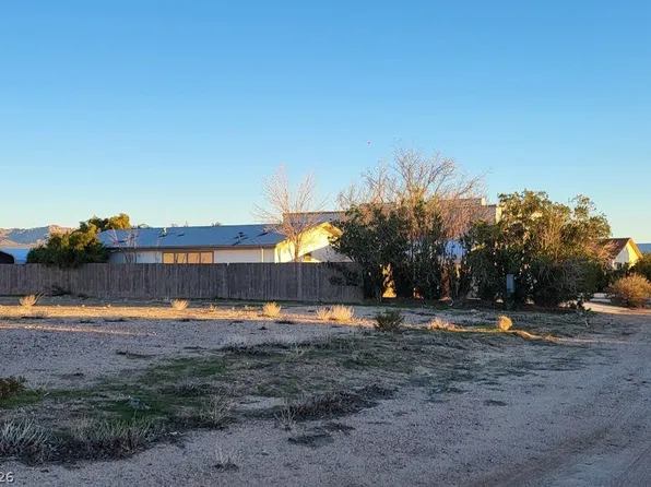 9568 Great Lakes Dr, Cal Nev Ari, NV 89039