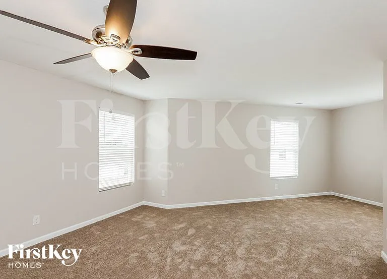 1434 Waterlily Ln — Photo 8