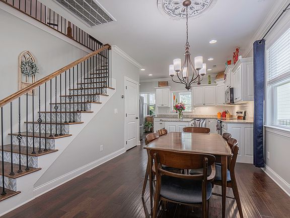 4th image of 80 Sonoma Ln