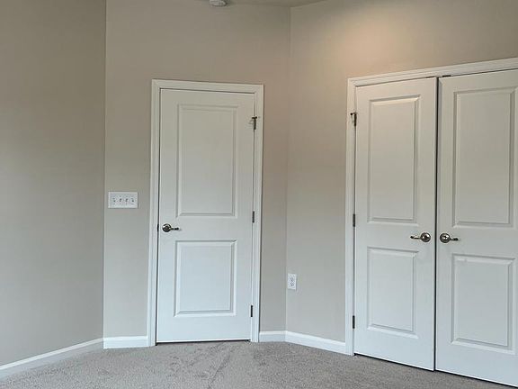 4th image of 1319 Channing Park Cir