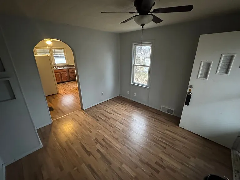 2019 S Elizabeth St — Photo 10