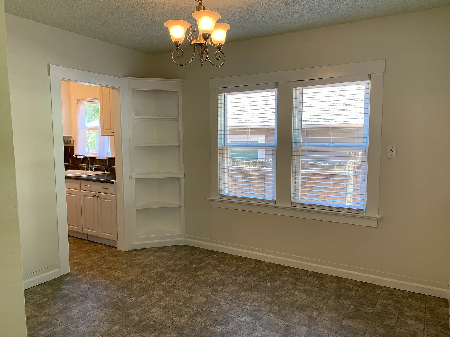 244 Foresthill Ave — Photo 2