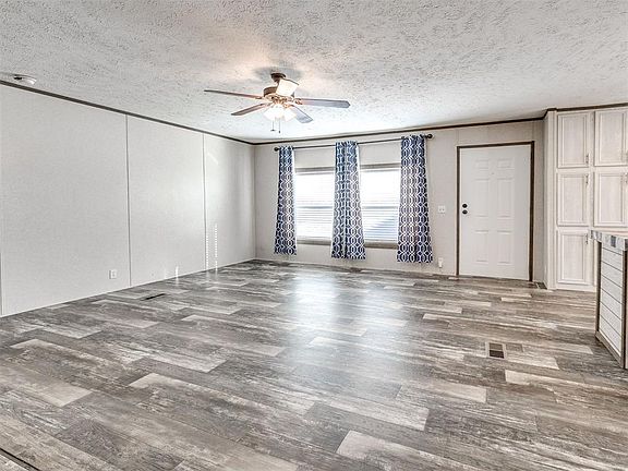 4th image of 3063 E 108th Rd