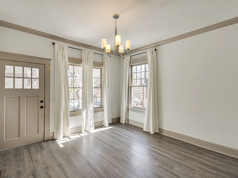 720 Penn Ave NE #4 — Photo 10