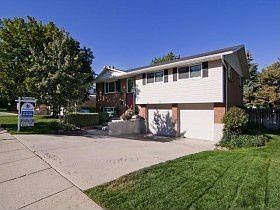 1st image of 6892 Promenade Dr