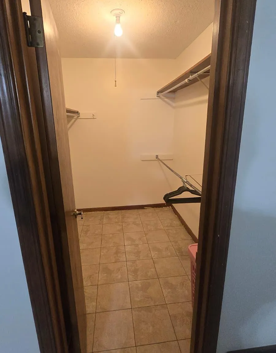 3 bed, 2.0 bath, 1366 sqft, $1,226 — Photo 1