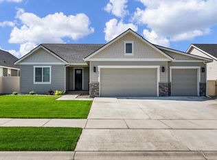 4616 E Corsac Fox Ave, Post Falls, ID 83854