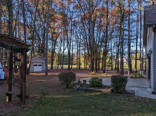 11107 Oakwood Dr, Byron, MI 48418
