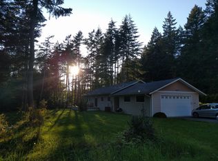 405 Greenwood Dr, Point Roberts, WA 98281