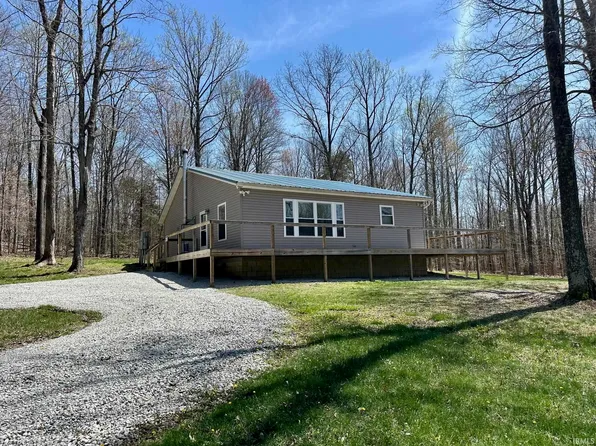2566 S Happy Hollow Rd, Bloomfield, IN 47424
