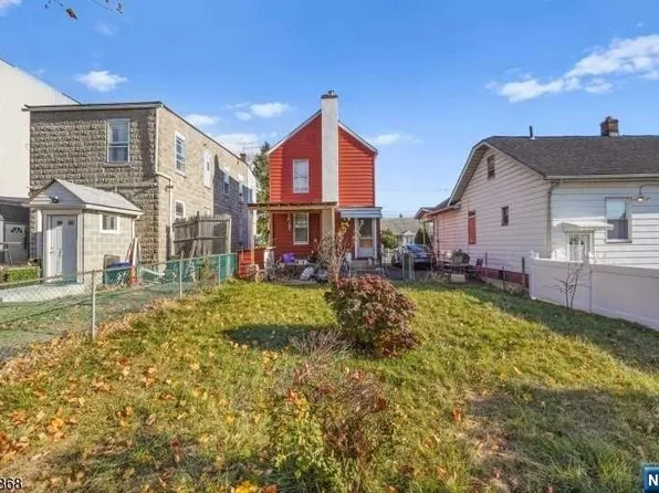 368-370 E 24th St, Paterson, NJ 07514
