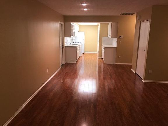 4th image of 3934 Ivygate Pl
