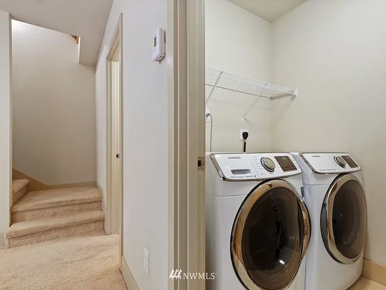 1633 California Ave SW #A — Photo 18