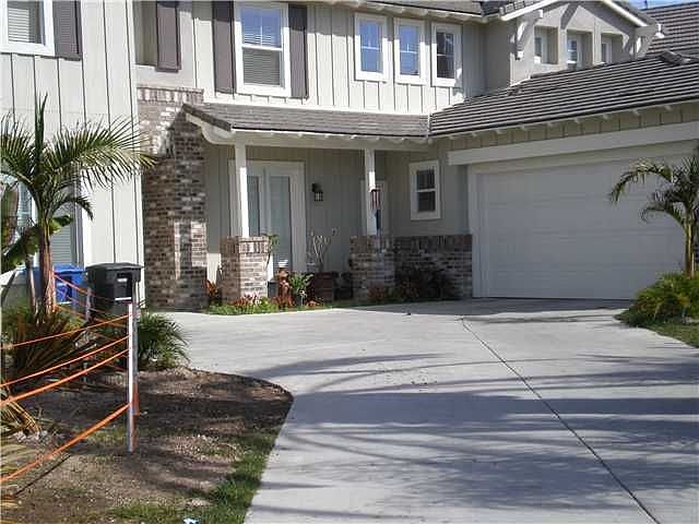 2nd image of 1045 White Alder Ave