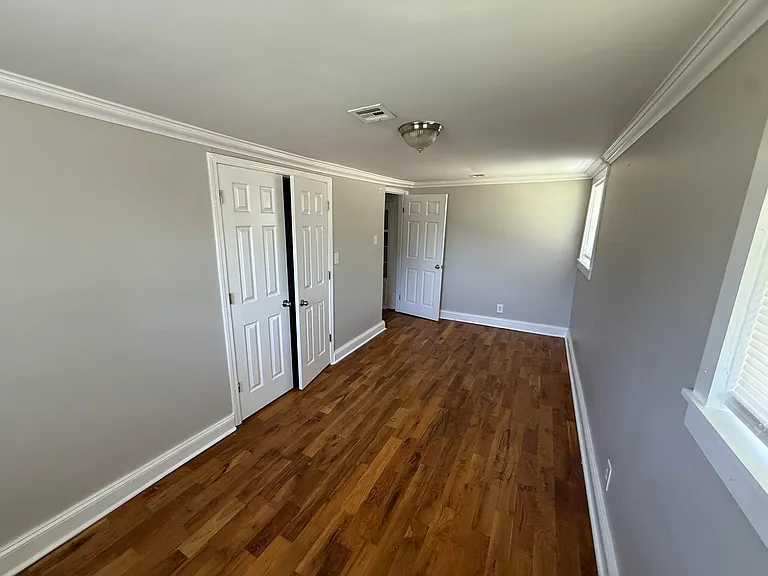 2360 Liberty Rd — Photo 8