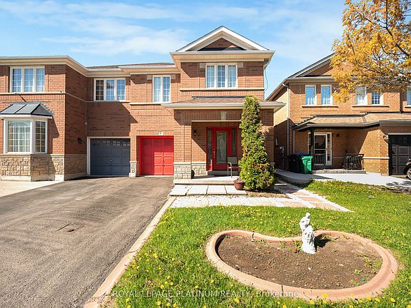 2nd image of 4 Silver Egret Rd