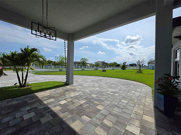 3rd image of 17575 SW 280th St