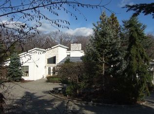 28 Amelia St, North Caldwell, NJ 07006