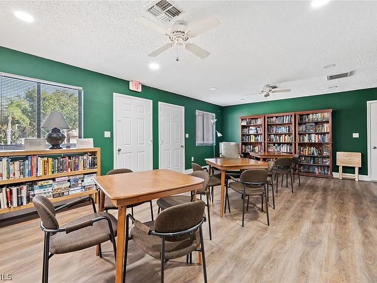 17611 Marco Island Ln — Photo 41