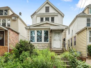 62-96 Austin St, Rego Park, NY 11374