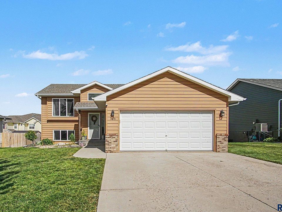 1st image of 716 Trojan Ave