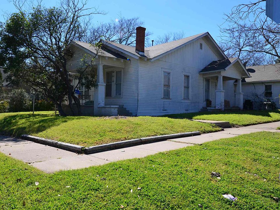 1st image of 1120 N 1st St