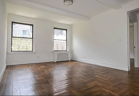 5th image of 26 W 68th St #2B