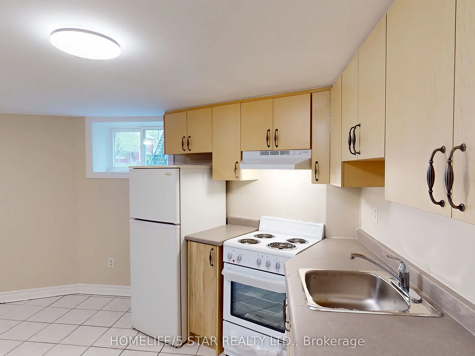 Studio, $1,150 — Photo 2