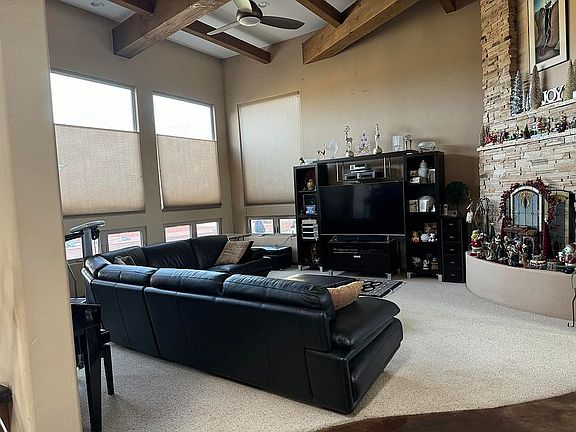 2nd image of 12901 Sand Cherry Pl NE