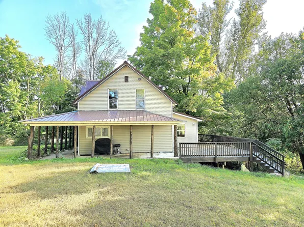 21865 150th Ave, Big Rapids, MI 49307