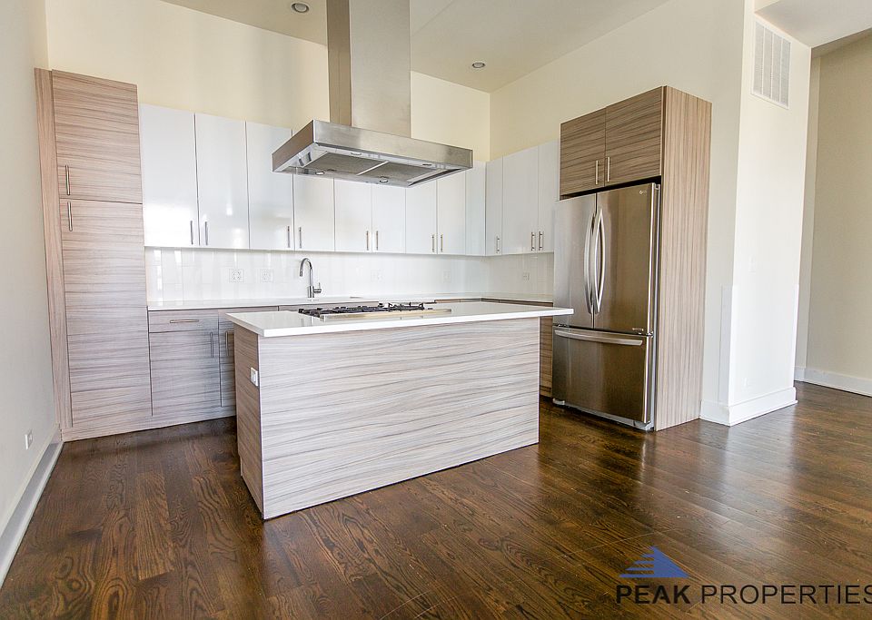1st image of 1739-41 N Milwaukee Ave #1739-4