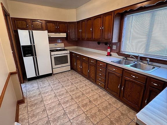 5th image of 27 Gordon St