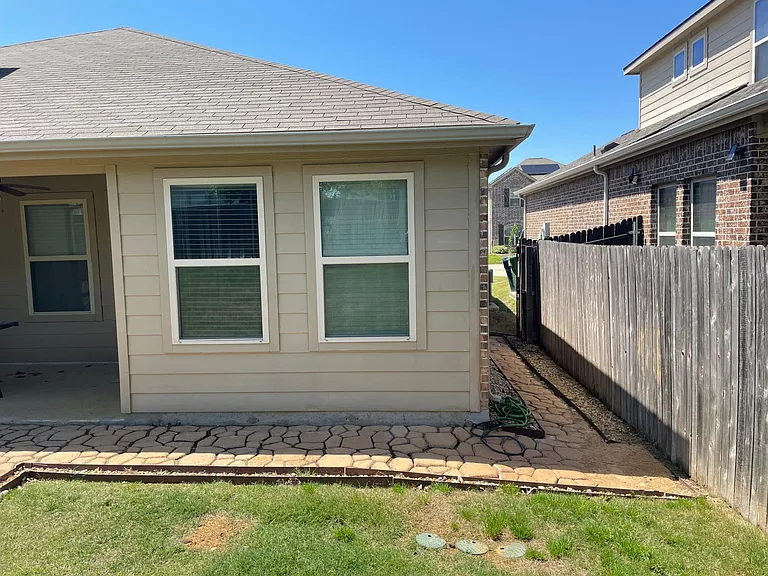 701 Cheyenne Dr — Photo 32