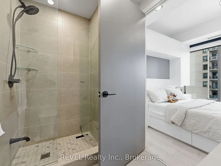 2450 Old Bronte Rd #405 — Photo 25