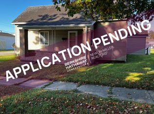 702 N 8th St, Clinton, IN 47842