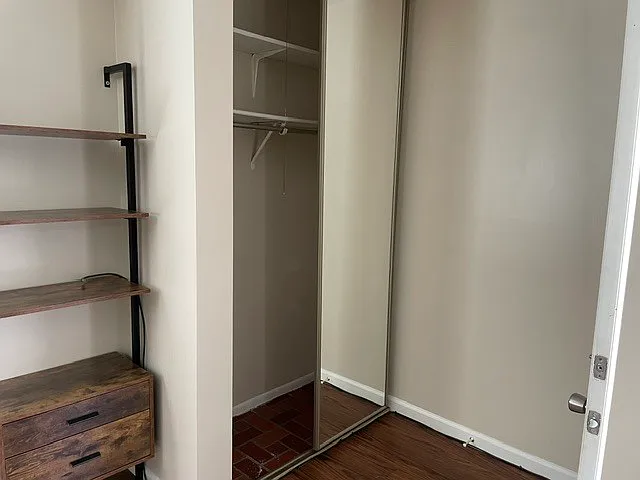 228 N Waterford Dr #12C — Photo 18