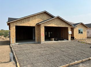 2435 3rd St SE, East Wenatchee, WA 98802