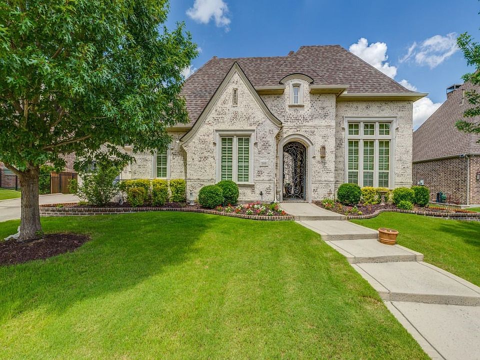 1st image of 340 Columbia Ct