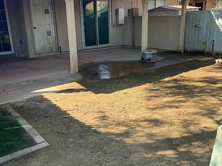 443 Yale Dr — Photo 6