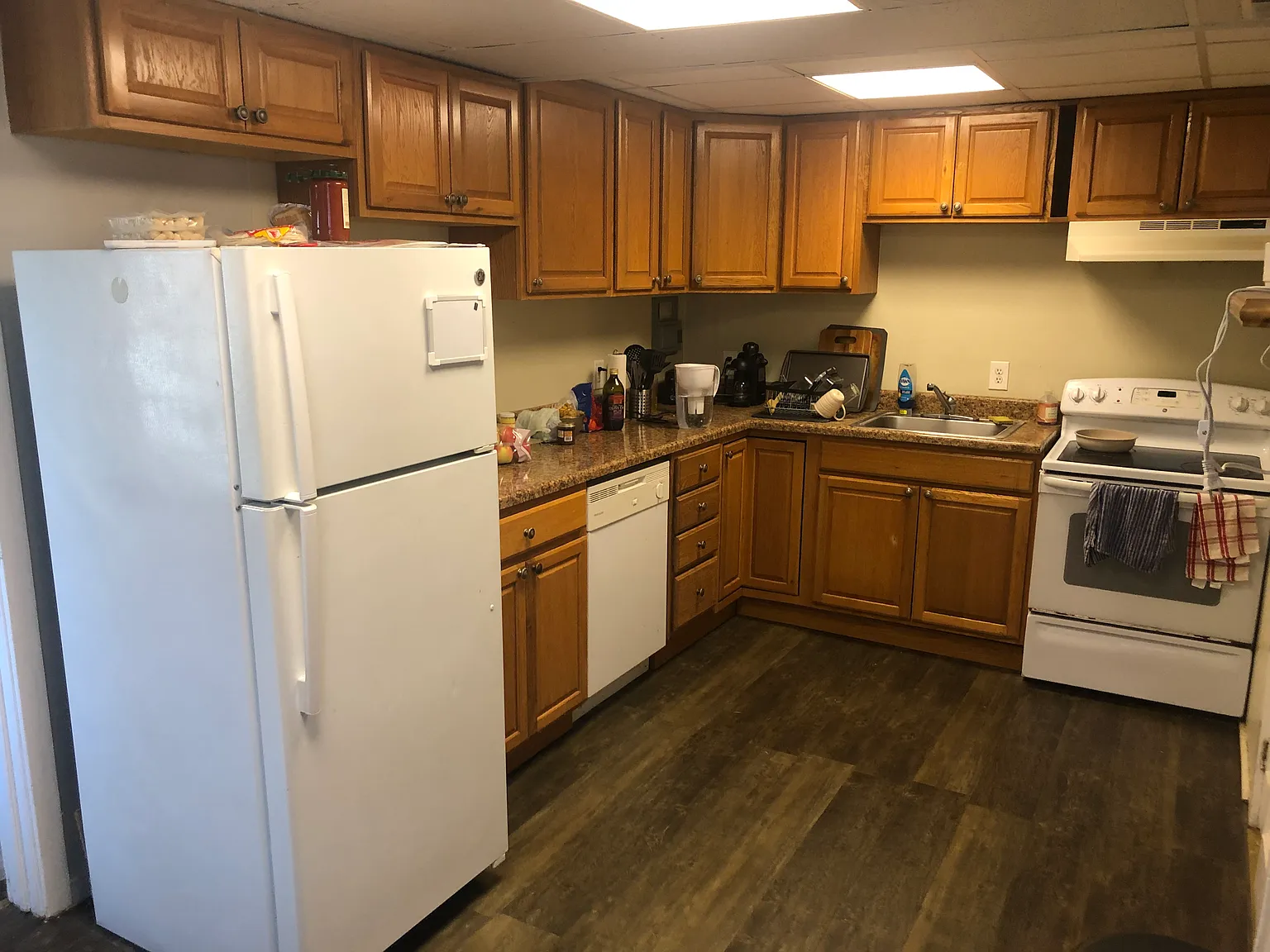 4 bed, 1175 sqft, $2,000 — Photo 4
