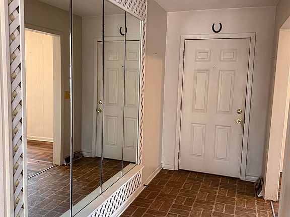 2nd image of 132 Kurlene Dr