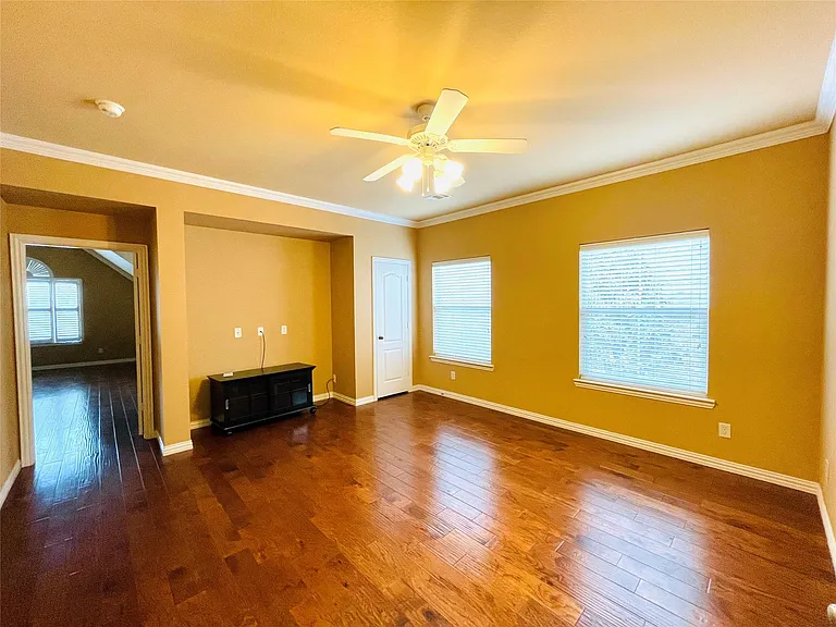 40 Emerald Pond Dr — Photo 18